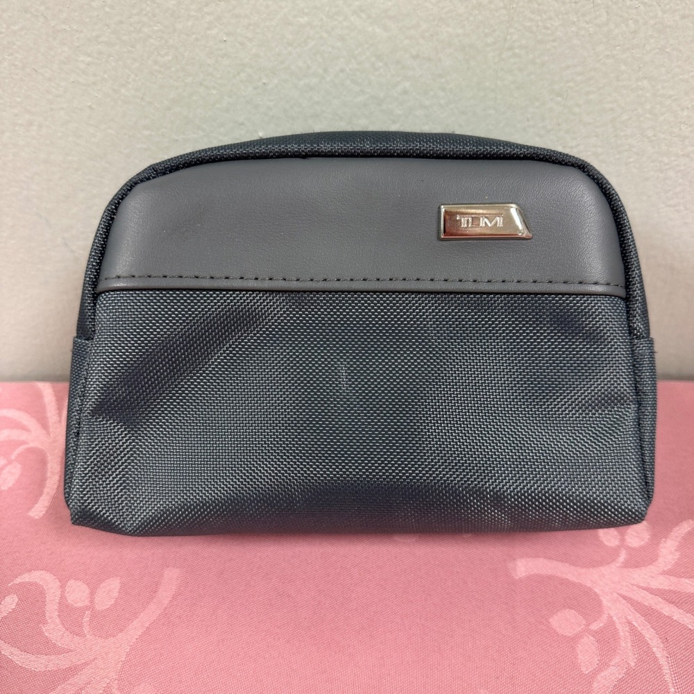 Tumi Gray Ballistic Nylon Travel Amenity Kit Pouch Tech Organizer